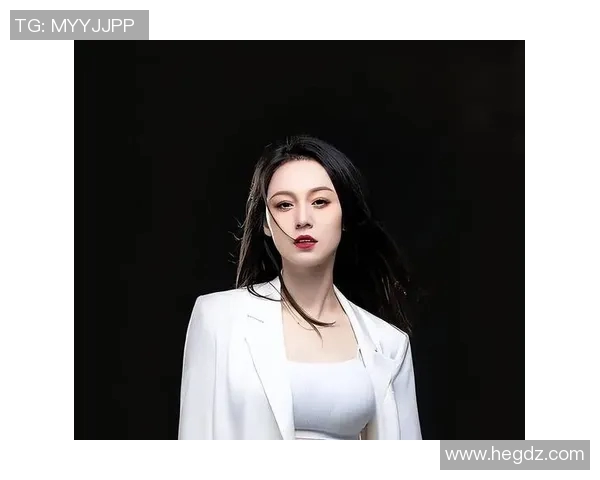 美国最美足球明星女孩的成长故事与她的梦想追逐之旅