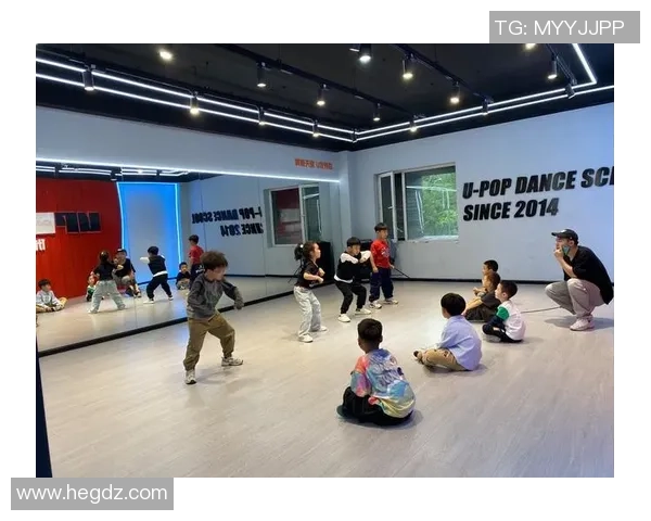 广州街舞队的团队协作探索与发展之路聚焦街舞文化的传承与创新